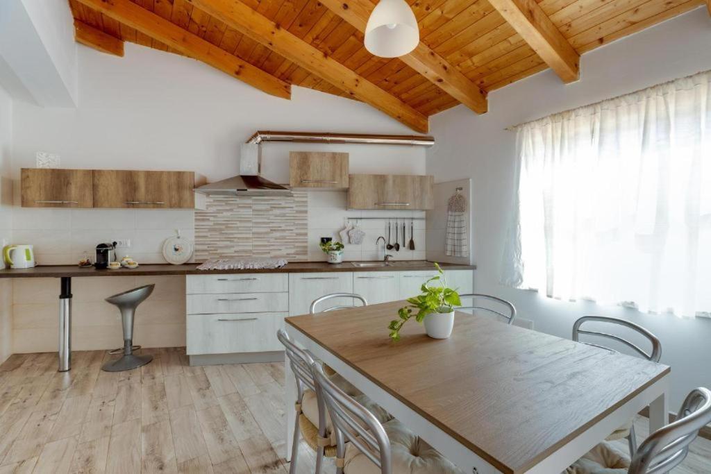 Willa La Casa Delle Zie - Càbras Zewnętrze zdjęcie